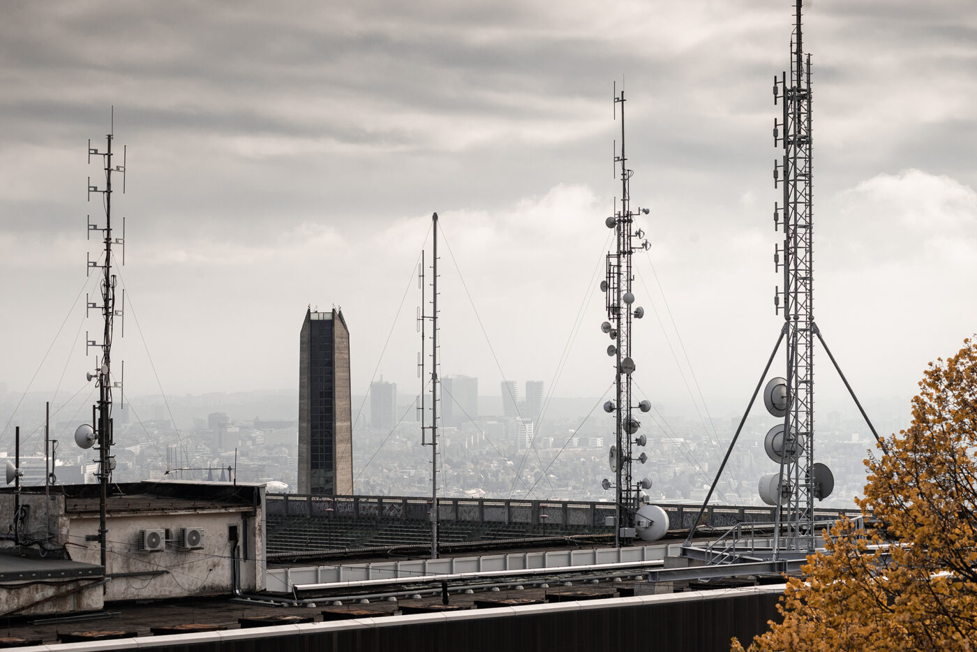 výhled na Prahu ze střechy stadionu Evžena Rošického