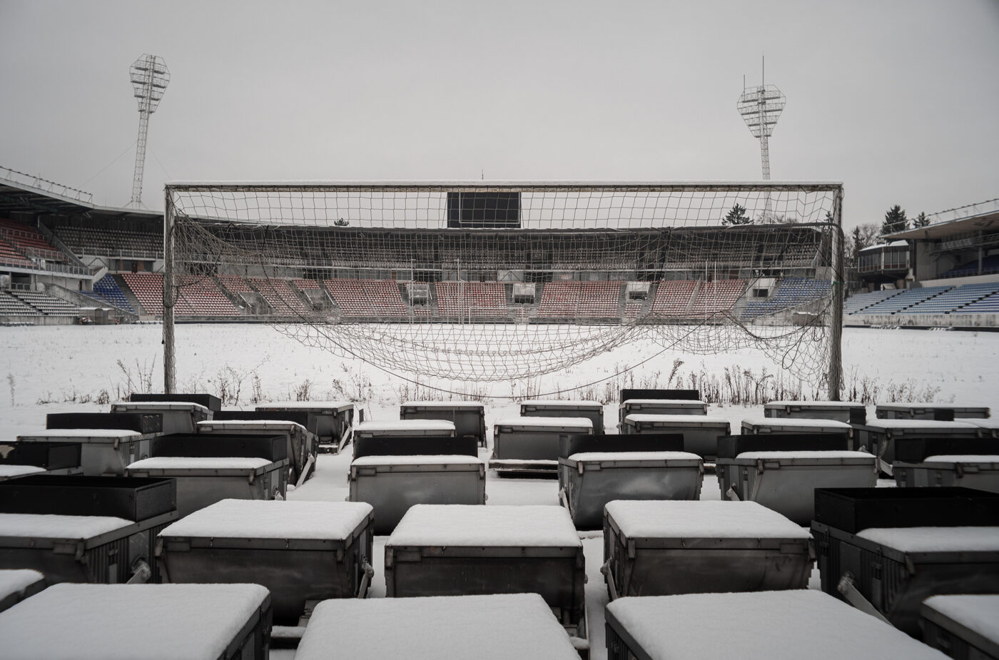 havarijní stav stadionu Evžena Rošického