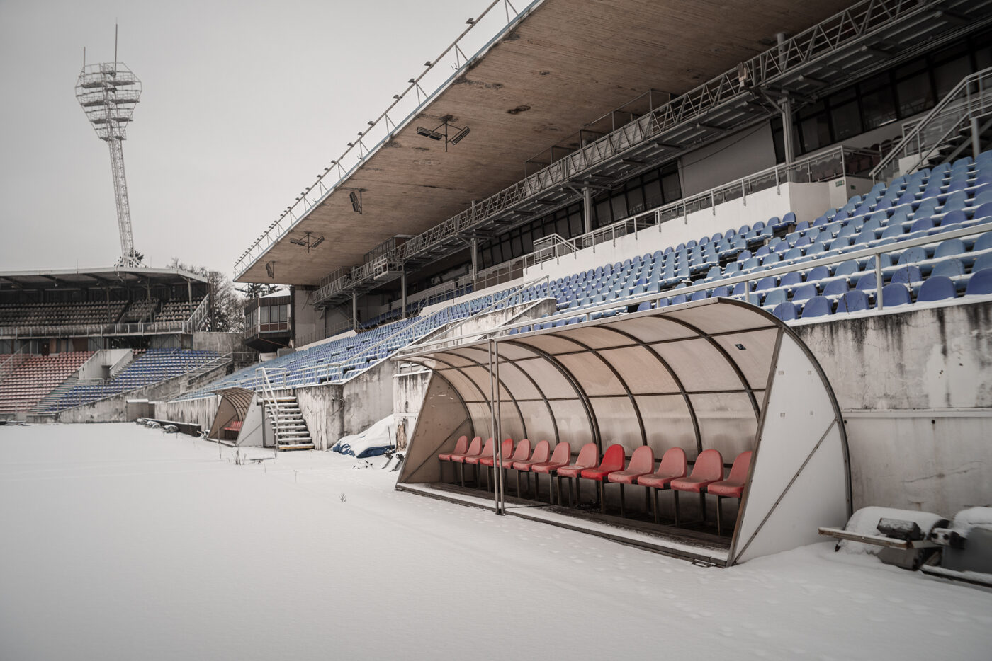 havarijní stav stadionu Evžena Rošického