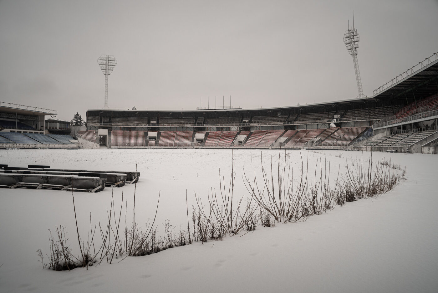 havarijní stav stadionu Evžena Rošického