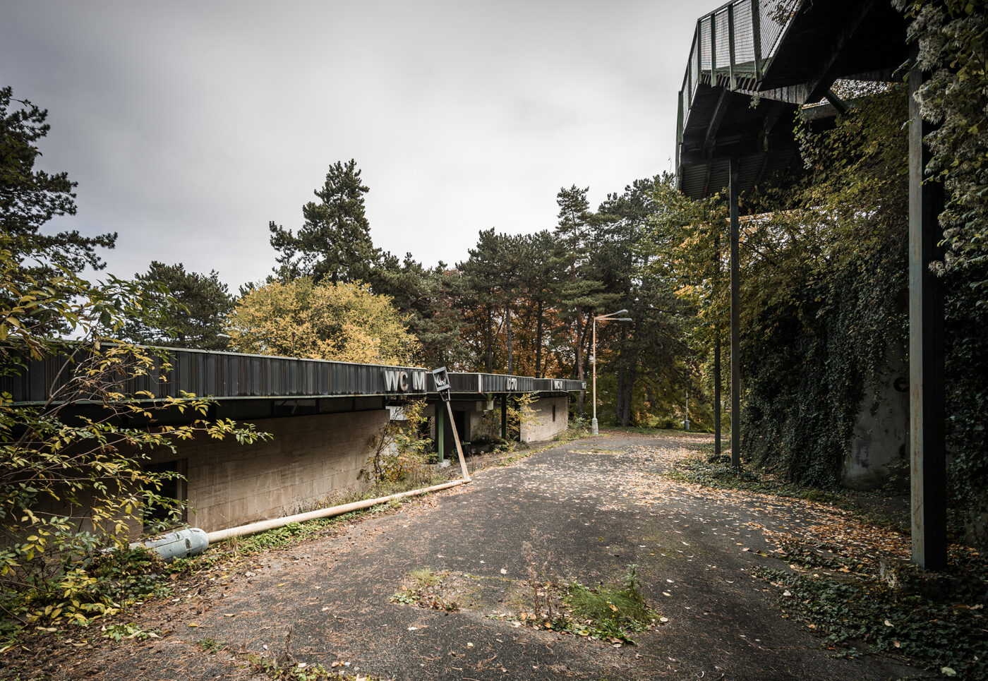havarijní stav stadionu Evžena Rošického
