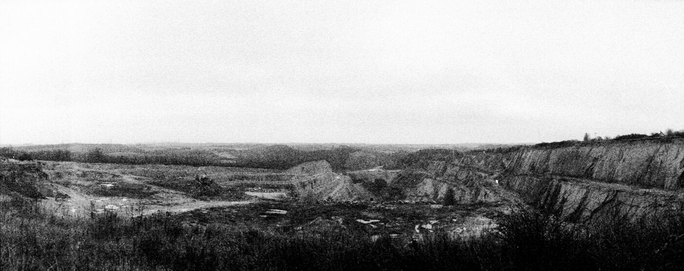 Analogová Panoramatická fotografie Prahy, Praha panoramatická, fotoaparátem Horizon 202, lom Hvížďalka Kosoř