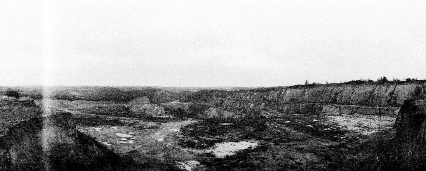 Analogová Panoramatická fotografie Prahy, Praha panoramatická, fotoaparátem Horizon 202, lom Hvížďalka Kosoř