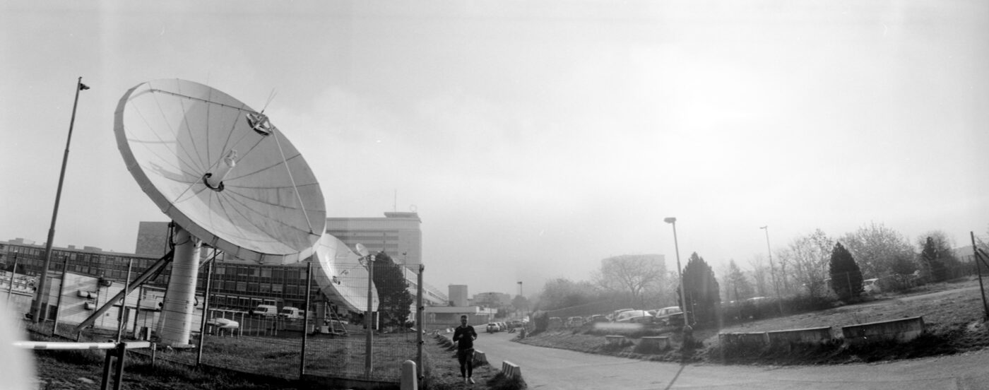 Analogová Panoramatická fotografie Prahy, Praha panoramatická, fotoaparátem Horizon 202, Kavčí hory