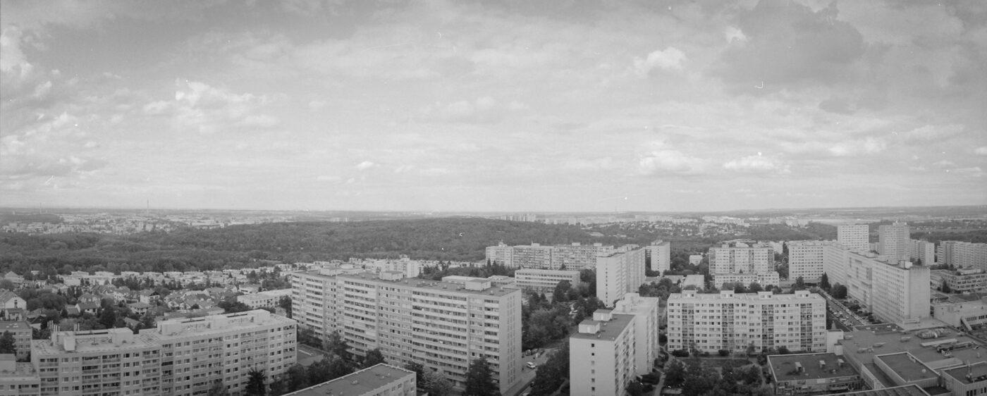 Analogová Panoramatická fotografie Prahy, Praha panoramatická, fotoaparátem Horizon 202, Jižní město